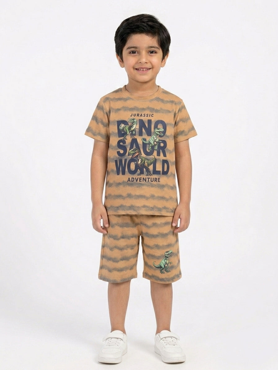 Boys Stylish Graphic Print T-Shirt And Shorts Set For Comfortable Summer Daily Wear