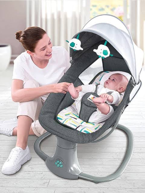 Mastela 3-in-1 Deluxe Multi-Functional Bassinet/Swing