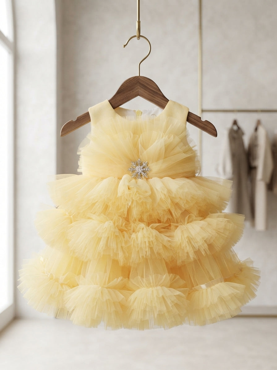 Gorgeous Fluffy Tulle Party Dress With Sparkling Brooch Detail For Cute Little Baby Girls
