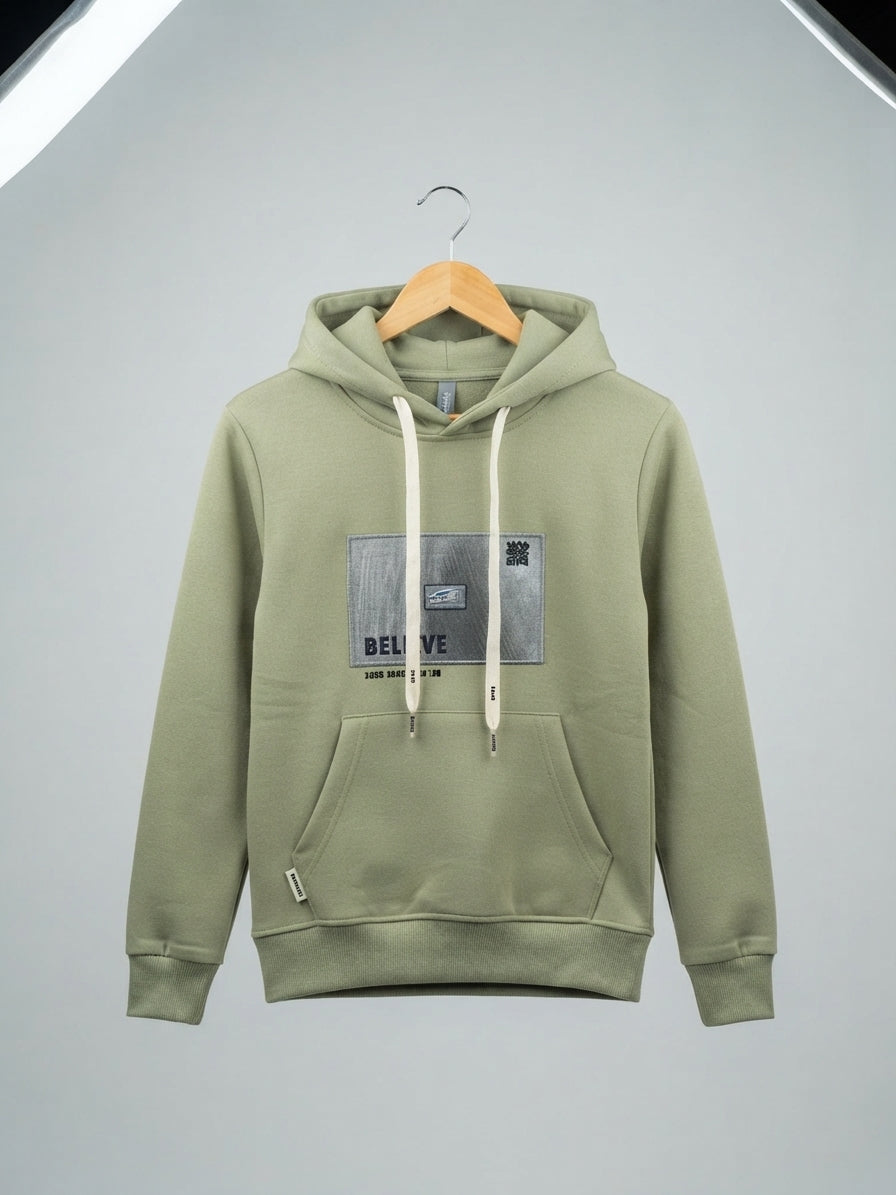 Stylish Striped Graphic Print Fleece Sweatshirt For Men And Women Casual Winter Wear