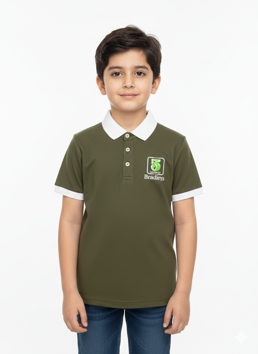Essential Boys' Contrast Collar Polo Shirt With Bradleys Graphic Patch And Ribbed Sleeve Cuffs