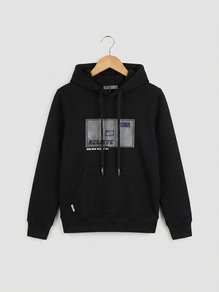 Stylish Striped Graphic Print Fleece Sweatshirt For Men And Women Casual Winter Wear