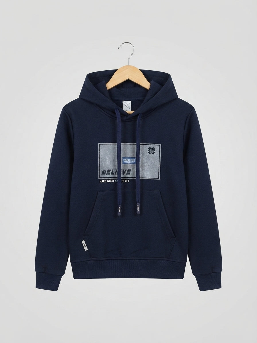Stylish Striped Graphic Print Fleece Sweatshirt For Men And Women Casual Winter Wear