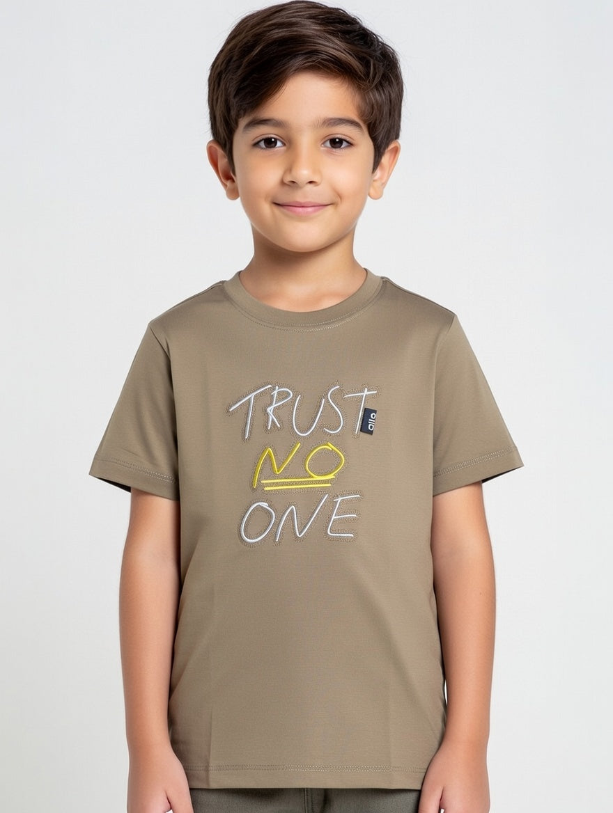 Boys Premium Cotton Graphic Print T-Shirt – Stylish Trust No One Slogan Casual Summer Wear